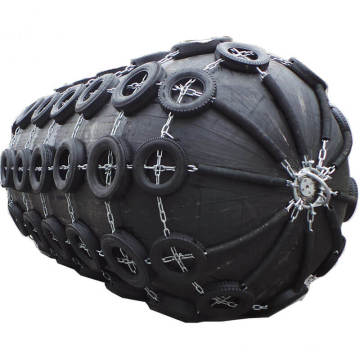 Anti-abrasion pneumatic natural rubber marine fender with chain net